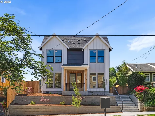 MLS: 133868595 Condo For Sale