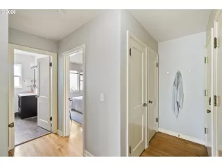 Photo #6: 133912531 Listing
