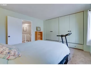 Photo #2: 134044658 Listing