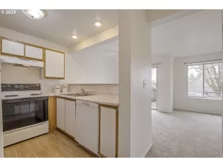 Photo #3: 134356096 Listing 