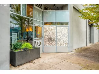 Photo #1: 134395126 Listing