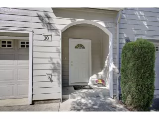 Photo #3: 134838494 Listing