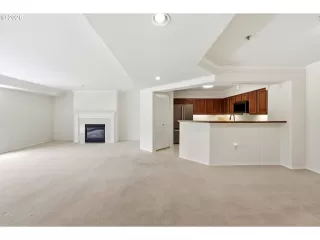 Photo #5: 134863118 Listing