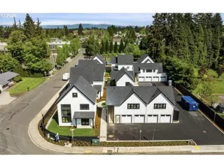 Photo #6: 135241892 Listing 
