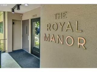 Photo #1: 135408098 Listing