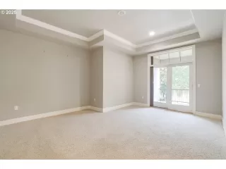 Photo #2: 135454407 Listing