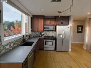 Photo #4: 135709522 Listing 