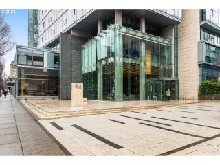 More Details about MLS # 136780113 : 1221 SW 10TH AVE 702