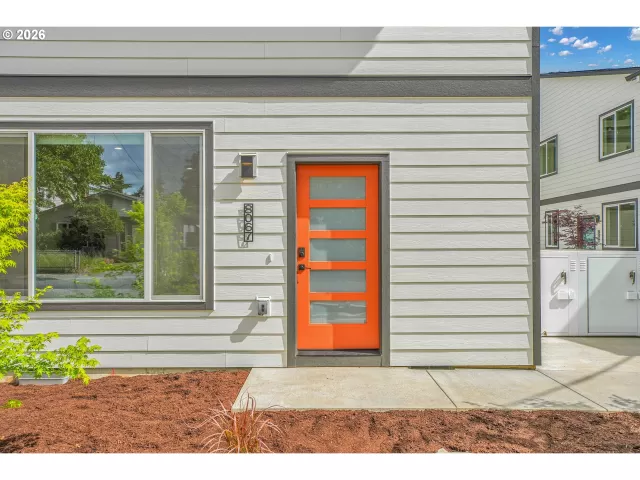 MLS: 137385632 Condo For Sale