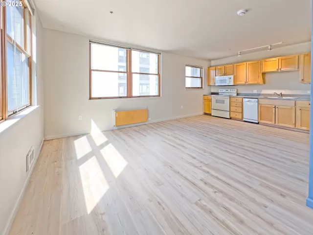 MLS: 138237168 Condo For Sale