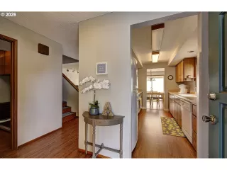 Photo #2: 138553605 Listing 
