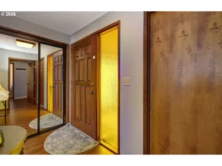 Photo #3: 138553605 Listing 