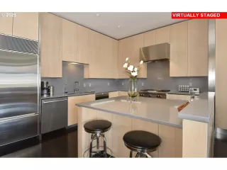 Photo #4: 138750449 Listing