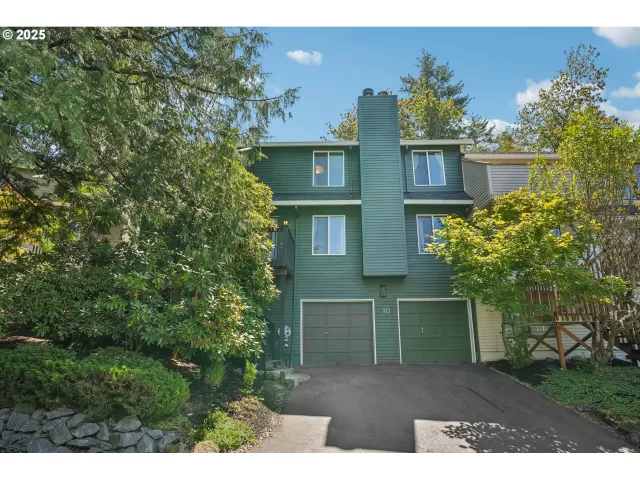 MLS: 139096977 Condo For Sale