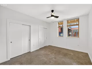 Photo #5: 139495252 Listing 