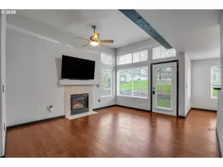 Photo #2: 140500337 Listing 