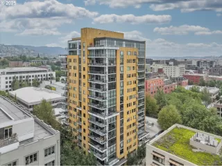 Photo #4: 142112434 Listing