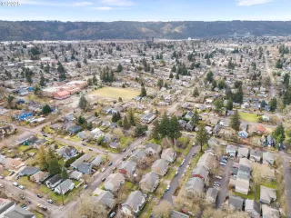 Photo #3: 142130454 Listing 