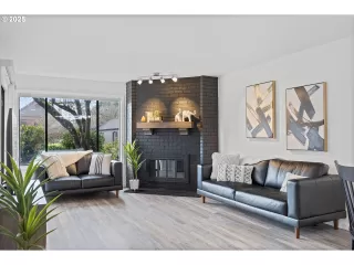 Photo #2: 142294050 Listing 