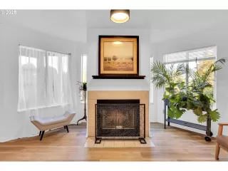 Photo #4: 142619194 Listing 