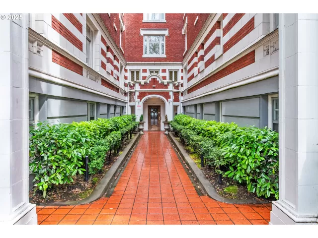 MLS: 142848916 Condo For Sale