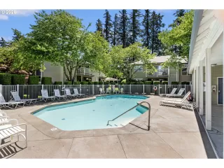 Photo #2: 143324363 Listing 