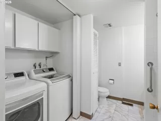 Photo #5: 143559012 Listing 