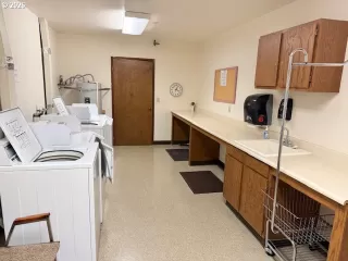 Photo #3: 144285043 Listing 