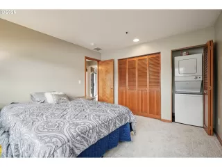 Photo #6: 144520951 Listing 