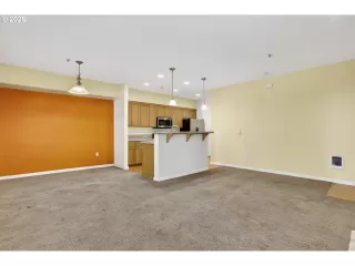 Photo #5: 144545603 Listing 