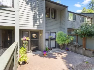 More Details about MLS # 145202880 : 8512 SW BRIGHTFIELD CIR