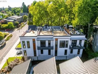 Photo #2: 145219997 Listing