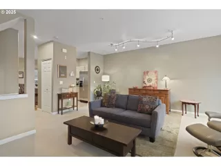 Photo #2: 145341619 Listing 