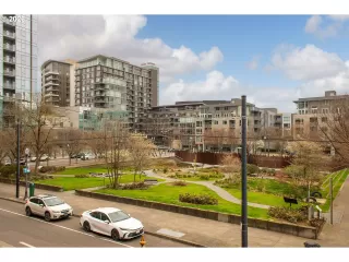 Photo #2: 145351910 Listing 