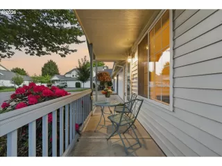 Photo #4: 145373443 Listing