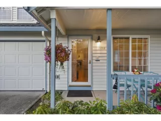 Photo #5: 145373443 Listing