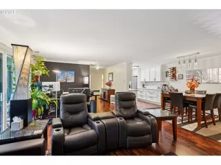 Photo #1: 145527313 Listing