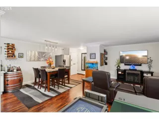 Photo #2: 145527313 Listing