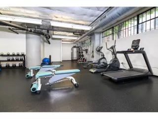 Photo #4: 145842864 Listing 