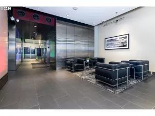 Photo #5: 145842864 Listing 