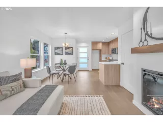 Photo #6: 146071011 Listing 