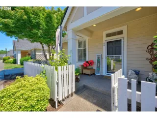 Photo #2: 146118643 Listing