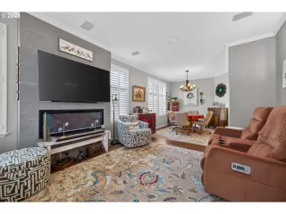 Photo #4: 146118643 Listing
