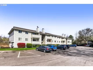 Photo #1: 147440559 Listing 