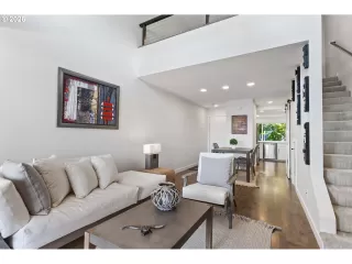 Photo #2: 147507623 Listing 