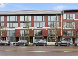 Photo #4: 147990417 Listing 