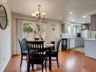 Photo #6: 148075447 Listing 