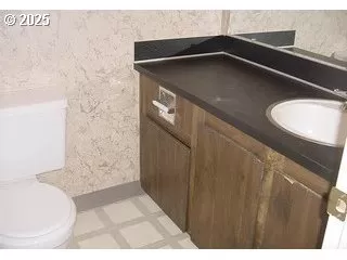 Photo #3: 148292432 Listing