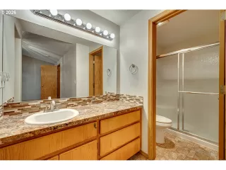 Photo #3: 148594486 Listing