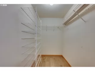 Photo #4: 148594486 Listing
